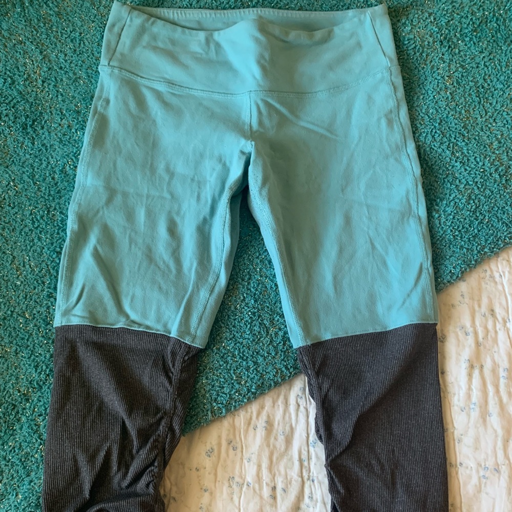 💚Alo Yoga Blue Goddess Legging💚